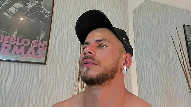 دردشة dylan_jacobx الجنسية المباشرة