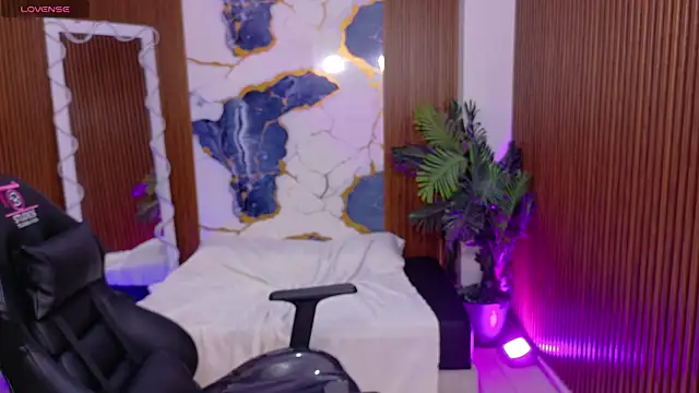 Andres_Tay's Live XXX Chat