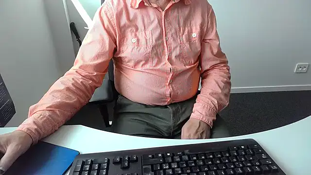 Buggemann Live XXX Chat