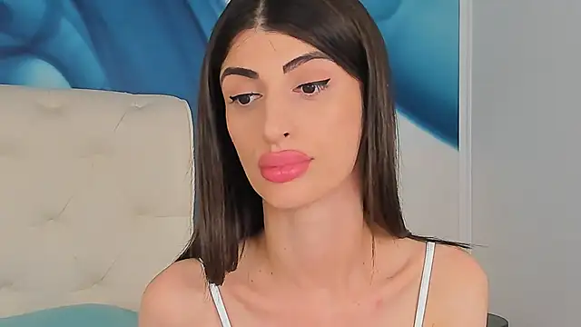 SkinnyDolly: απευθείας συνομιλία ΧΧΧ
