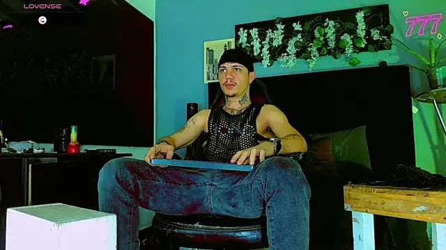 Chat +18 de HannibalLester ao vivo