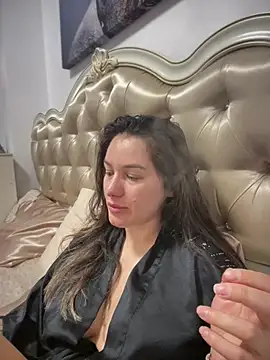 HotXMom_ Chat XXX live