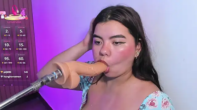 klhoe_boobs: онлайн-секс-чат