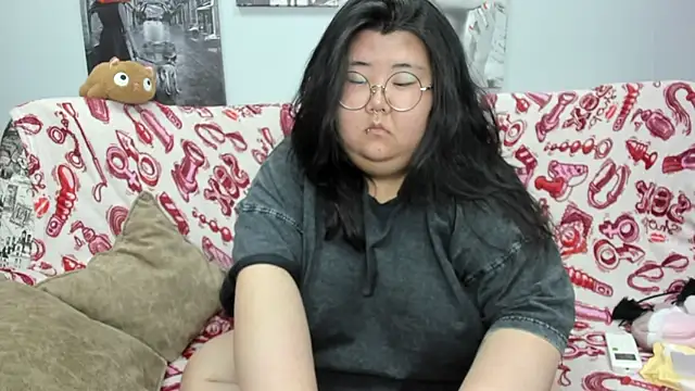 Nadine_asian 现场XXX聊天