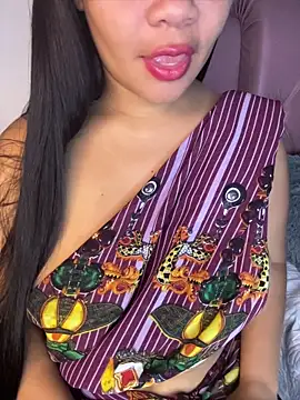 Chat XXX en directo de shara_queen1