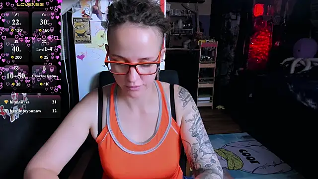 Chat +18 de LisaFoxy_y ao vivo