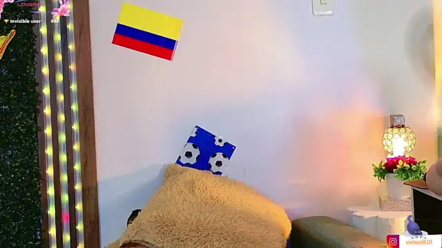 Chat +18 de sarawolff ao vivo