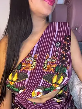 Czat XXX na żywo – shara_queen1