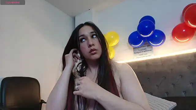 Czat XXX na żywo – Rossy_Marks