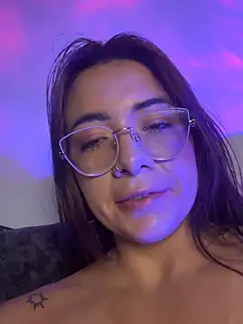 Czat XXX na żywo – arilynn_