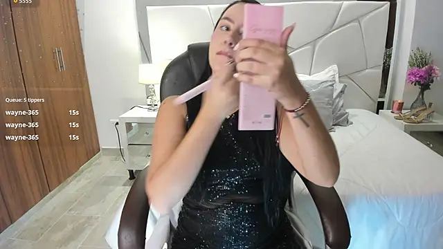Czat XXX na żywo – Natasha_Kiim_