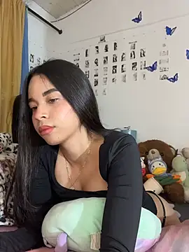 Milleradhara24n Live XXX chat