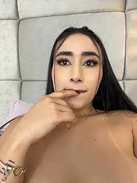 Czat XXX na żywo – IvonneOwen