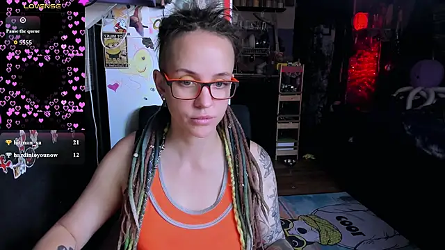 Онлайн чат XXX LisaFoxy_y