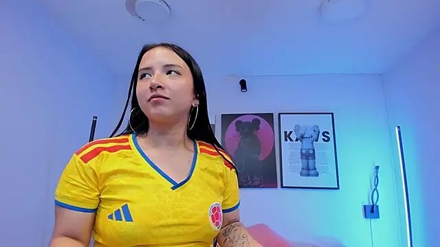EmmyCastillo's Live XXX Chat