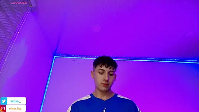 OLIVER_K's Live XXX Chat