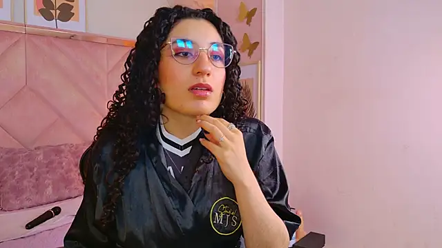 DemiJones_ Chat XXX in diretta