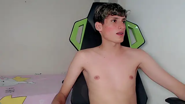 Pablito_junior: онлайн-секс-чат