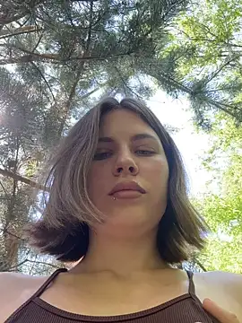 Czat XXX na żywo – JessieeFlirty