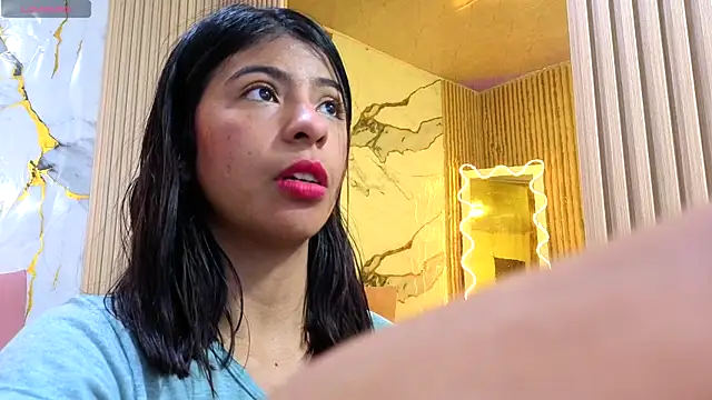 Czat XXX na żywo – Sandyy_tay