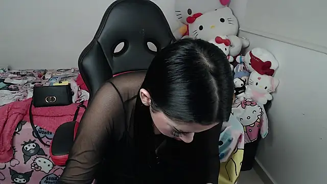 kayla_k18 – Naživo XXX chat