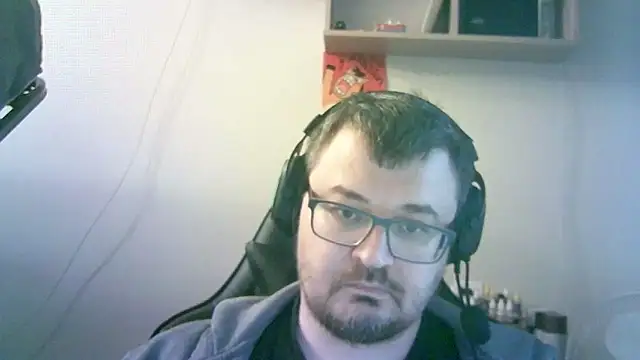 Chat +18 de SirAbuser ao vivo