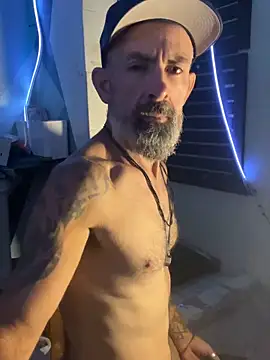 HandyBro: διαδικτυακό σόου στην κάμερα