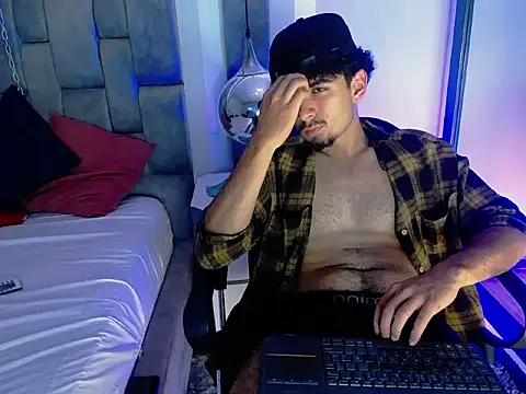 LucasThomson_ Chat XXX in diretta