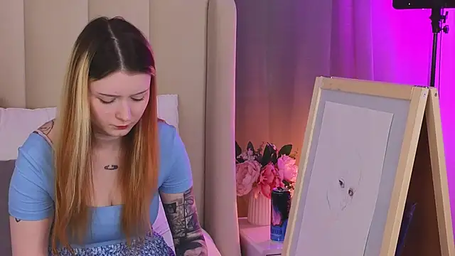 AlyssFrost's Live XXX Chat