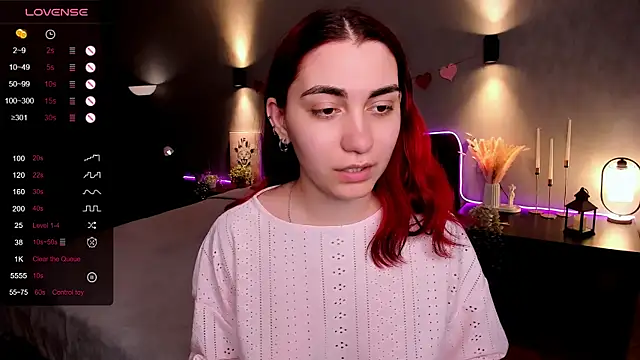 Czat XXX na żywo – hannacheekss_