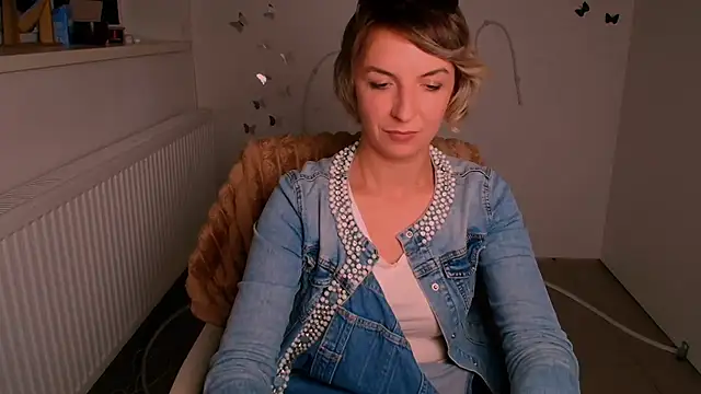 Czat XXX na żywo – Lana_Foxyy