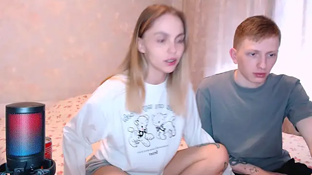juliaanddiman Live XXX chat