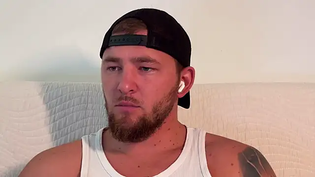 BLue_eyed_Bully Chat XXX in diretta