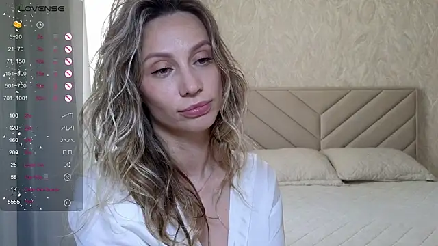 Alice_Wonders' Live XXX Chat