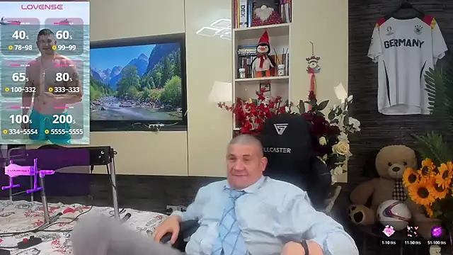 SpartacusDaddy48 Adlı Modelin Canlı XXX Sohbeti