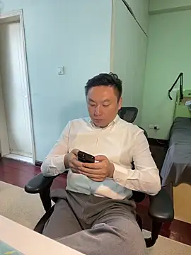 mrcake666 现场XXX聊天