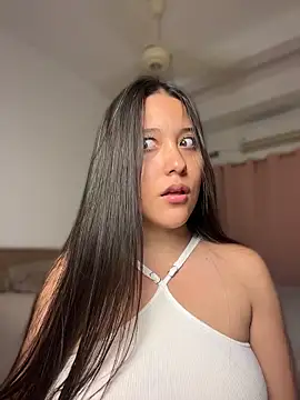 Chat XXX en directo de Nhefertary