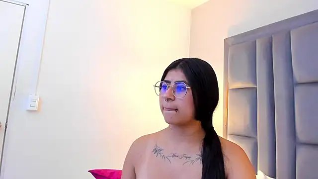 XXX chat uživo modela ScarletJons