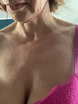AnnikaRose – Naživo XXX chat