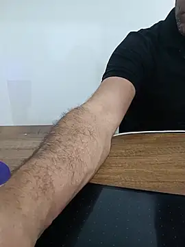 Yaman_33 élő XXX-chatje