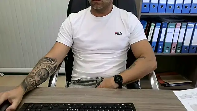 Evasionee: απευθείας συνομιλία ΧΧΧ