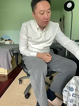 Chat XXX Live mrcake666