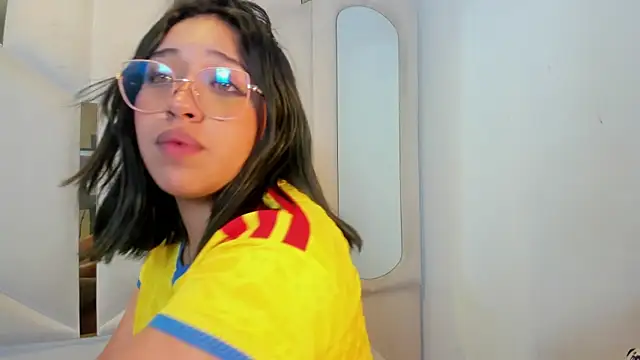 Czat XXX na żywo – IsabellRodriguez18