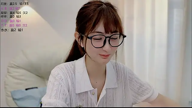 LH7n Live XXX chat