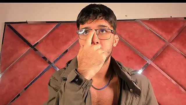 RodrigoColby2 – Naživo XXX chat