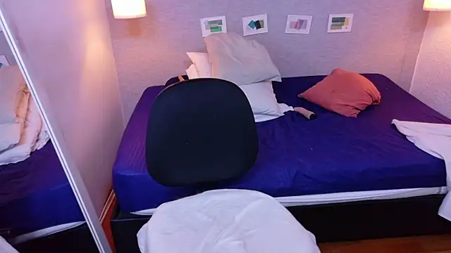 kiara_evanss লাইভ XXX চ্যাট