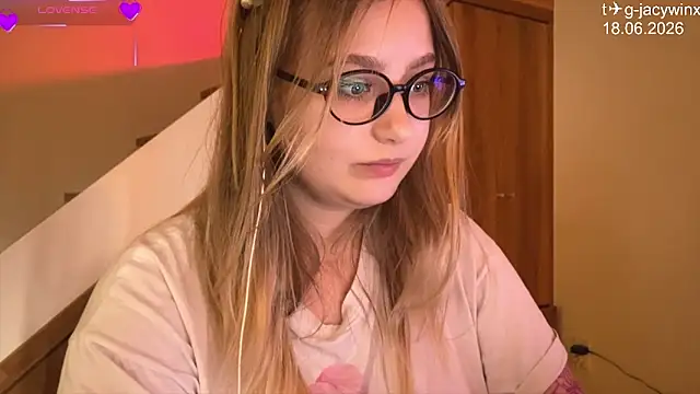 Онлайн чат XXX JacyWinslat