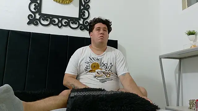PinkQueen23n Live XXX chat