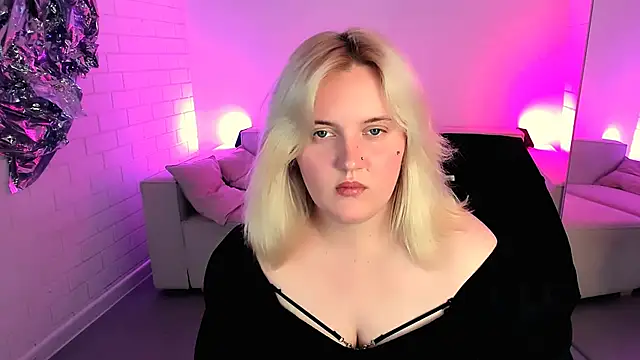 KathyBriggs Chat XXX in diretta