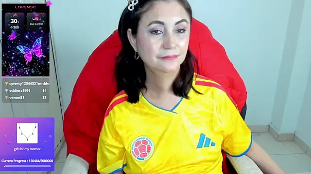 צ'אט XXX בשידור חי של danielahot66